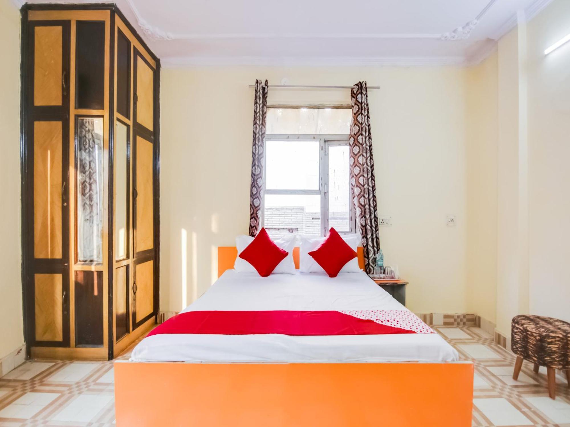 Hotel O Smart View Нью-Дели Экстерьер фото