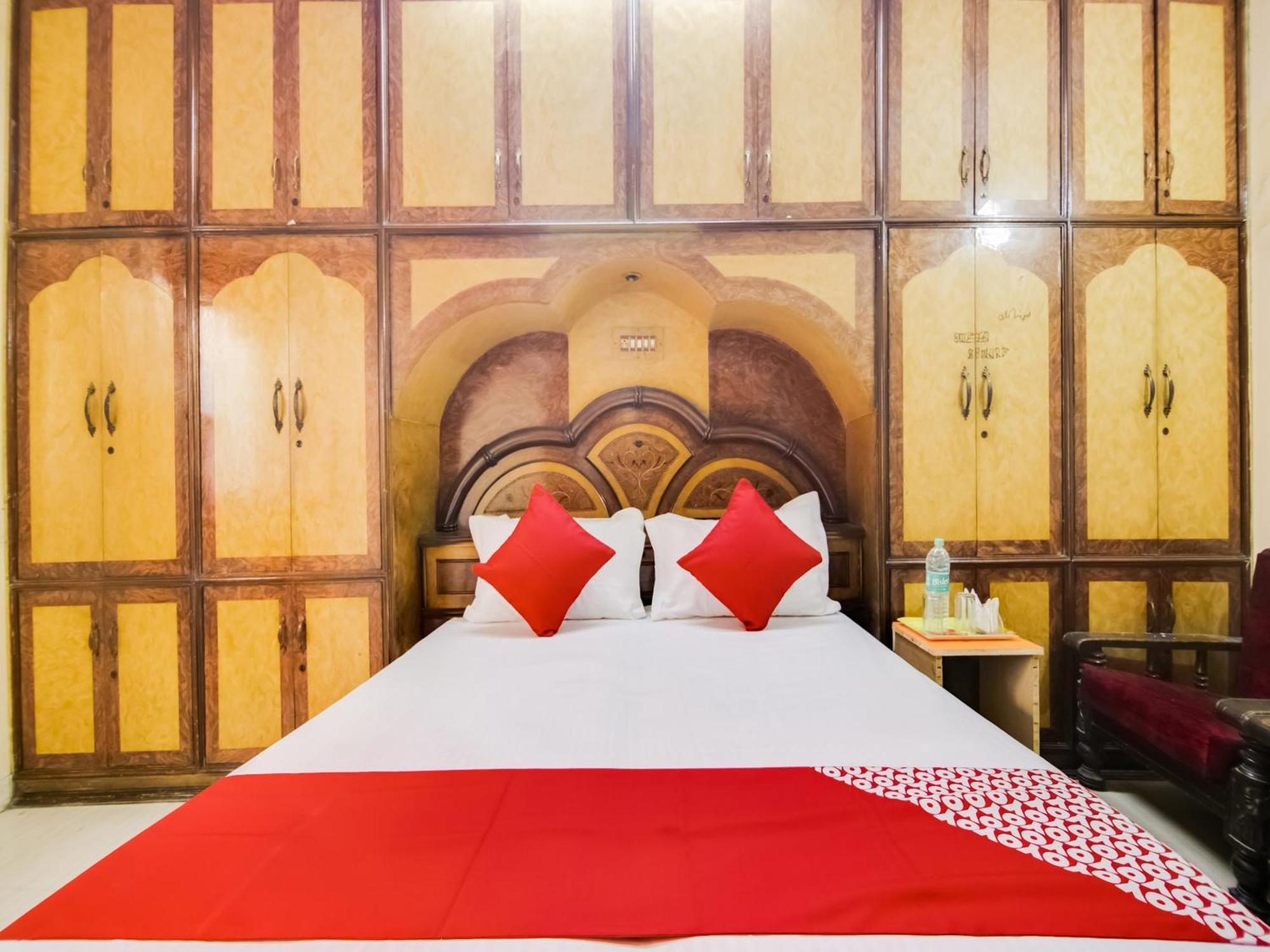 Hotel O Smart View Нью-Дели Экстерьер фото
