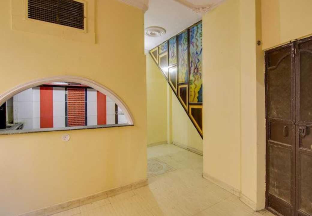 Hotel O Smart View Нью-Дели Экстерьер фото